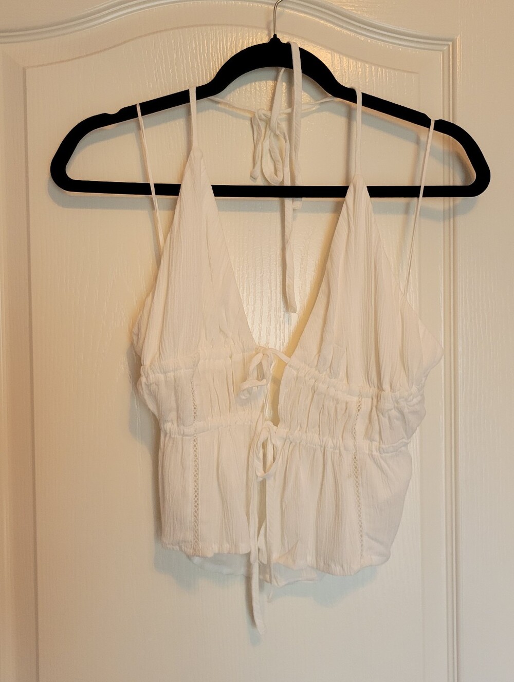 Garage Gauzy White Halter Tie-Front Women's Rayon Top Ladies Extra Large.